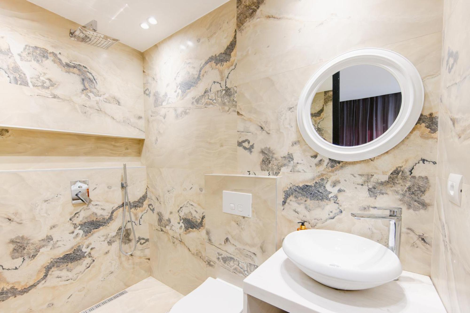 Durres Str Modern Apartments - The Nest Tirana Extérieur photo