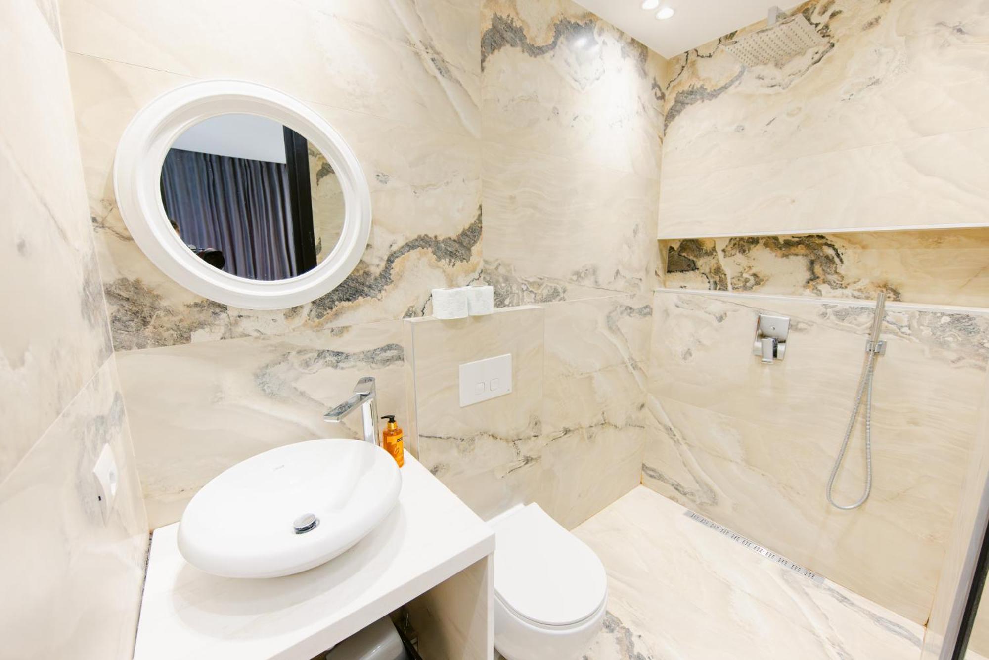 Durres Str Modern Apartments - The Nest Tirana Extérieur photo